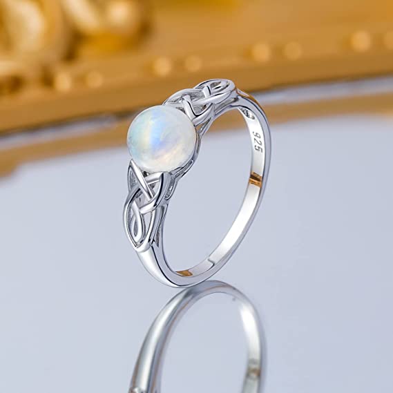 925 Sterling Silver Victorian Style Solitaire Ring 7mm Moonstone Gift for Women