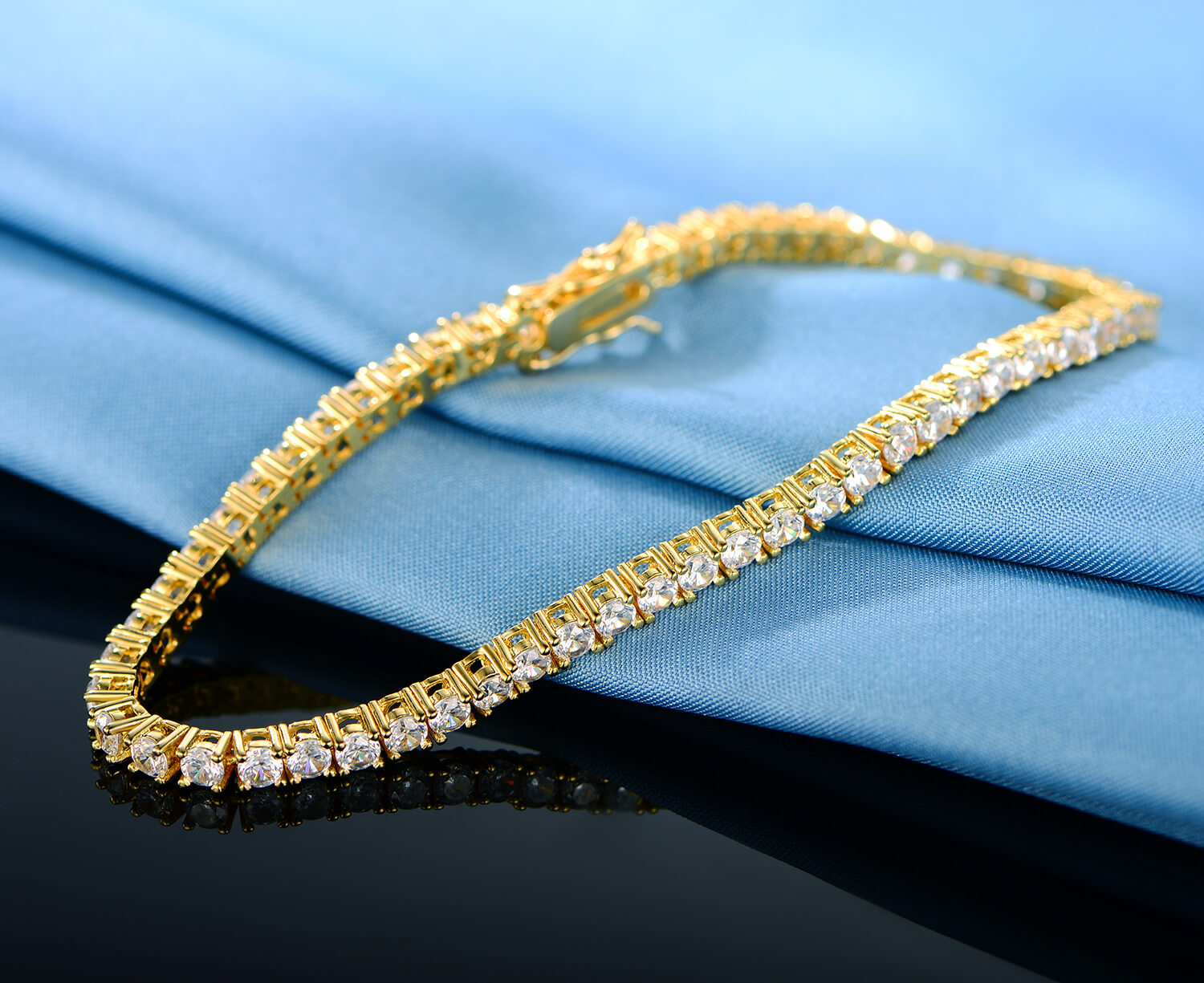 GMESME 18K Gold Plated Cubic Zirconia Classic Tennis Bracelet 7.5 Inch
